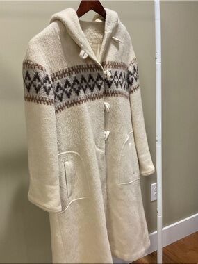 Women's Vintage Jet Set of California Wool Toggle Coat – Nordic Hooded Jacket